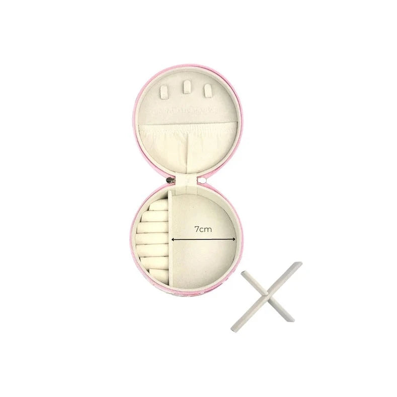 Ivy-Traveljewellerycase-openmeasurements