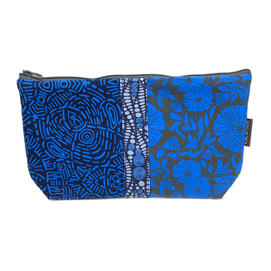 bluedaisytoiletrybag