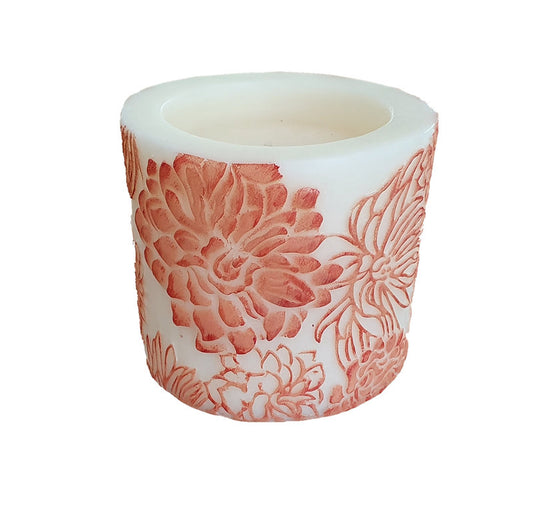 Beeswax blend candle with orange Japanese Chrysanthemum