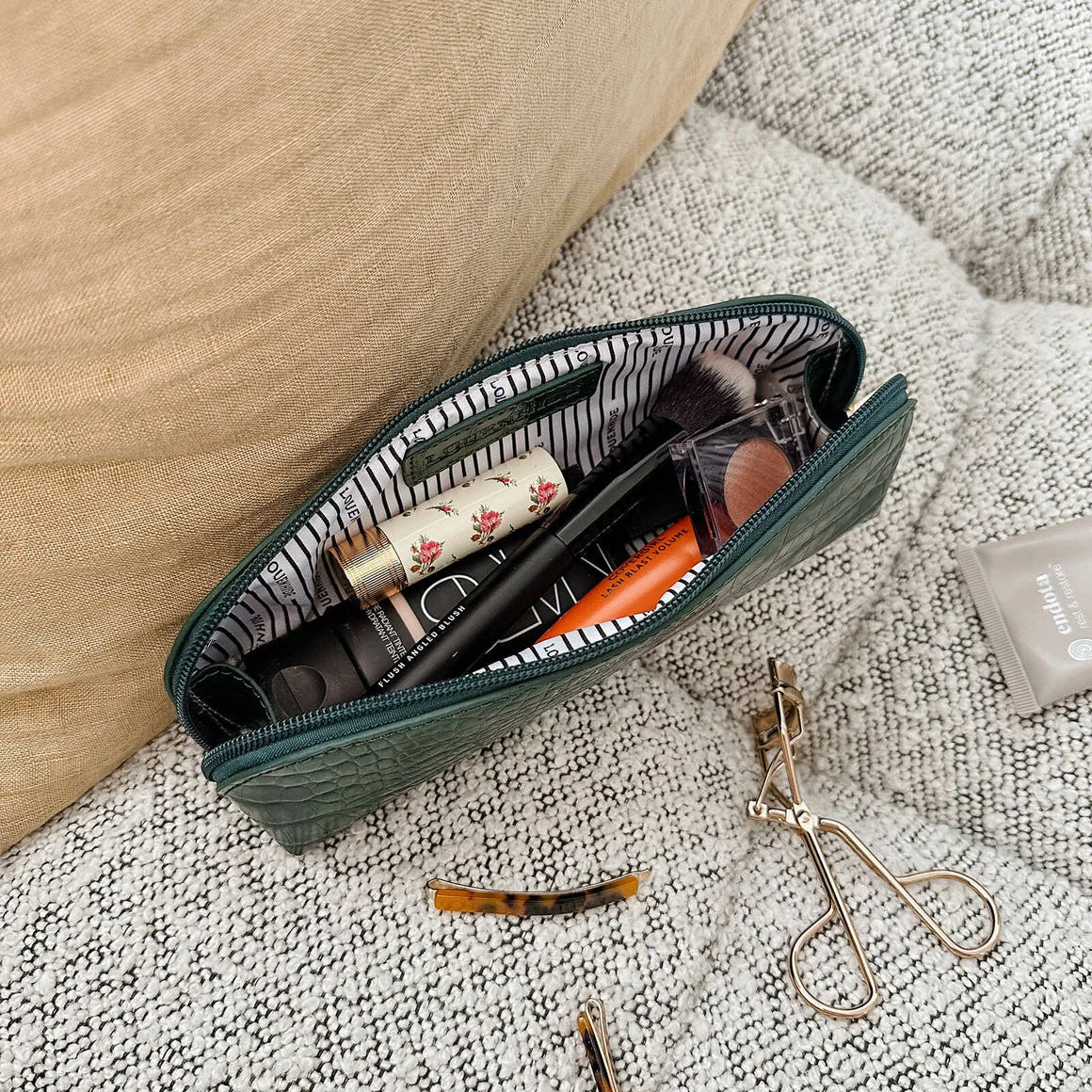Louenhide Jayne Forest Greet makup bag