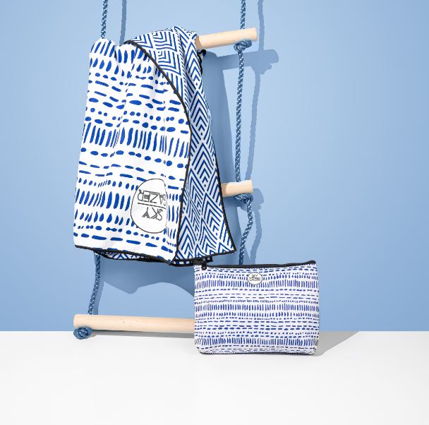 Sky Gazer - Sand Free Beach Towel - The Manly - Large