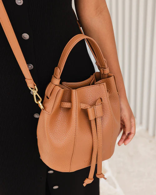 Louenhide Montie Bucket Bag - Tan