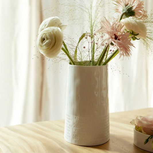 Vase - Porcelein