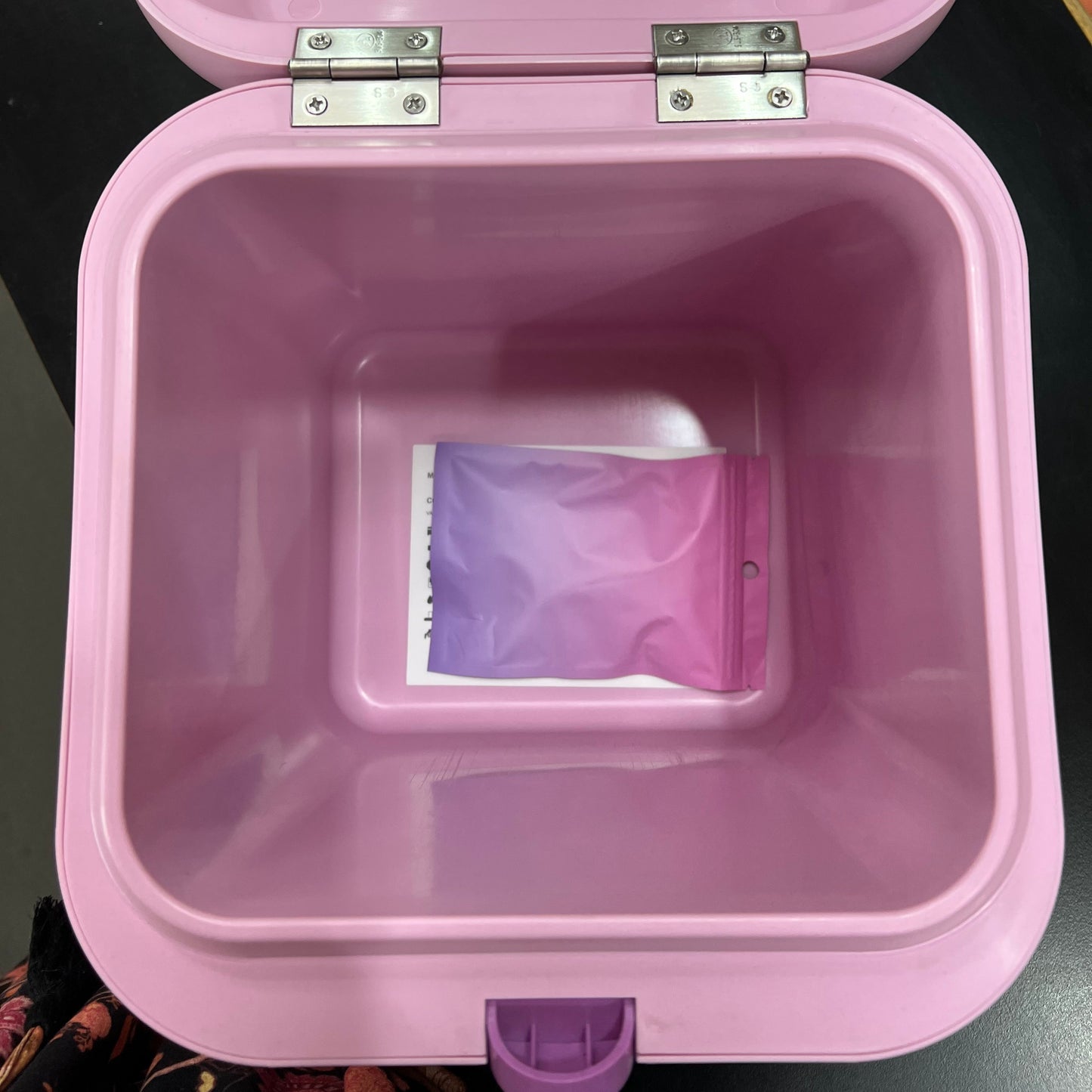 Vanstar VAN1000 3-in-1 Cooler Box with Wireless Speaker – 9L